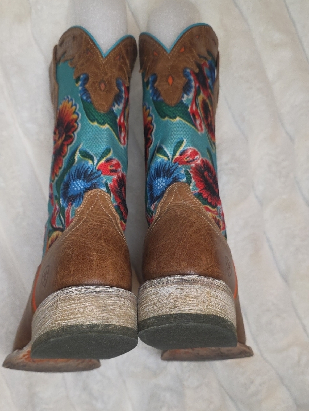 AKIRA Brown Leather Western Ankle Boots with Teal Floral Embroidery Size 8.5 - Picture 8 of 16